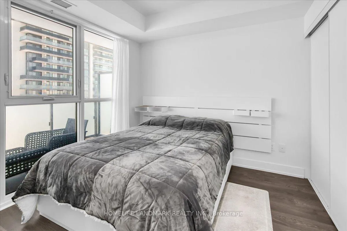 Photo 14 of Unit 2011, 2550 Simcoe Street N, Oshawa, Windfields — HOMEH