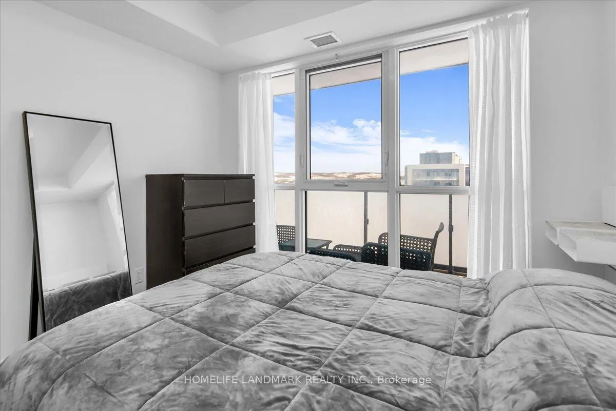 Photo 15 of Unit 2011, 2550 Simcoe Street N, Oshawa, Windfields — HOMEH
