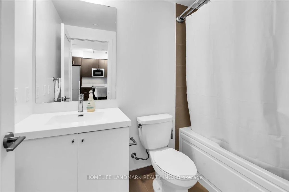 Photo 18 of Unit 2011, 2550 Simcoe Street N, Oshawa, Windfields — HOMEH