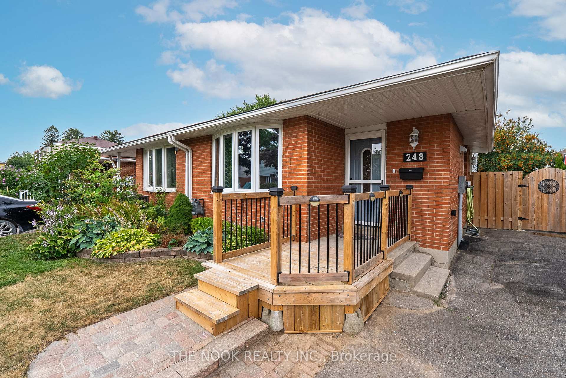 Photo 2 of 248 Kinmount Crescent, Oshawa, Lakeview — HOMEH