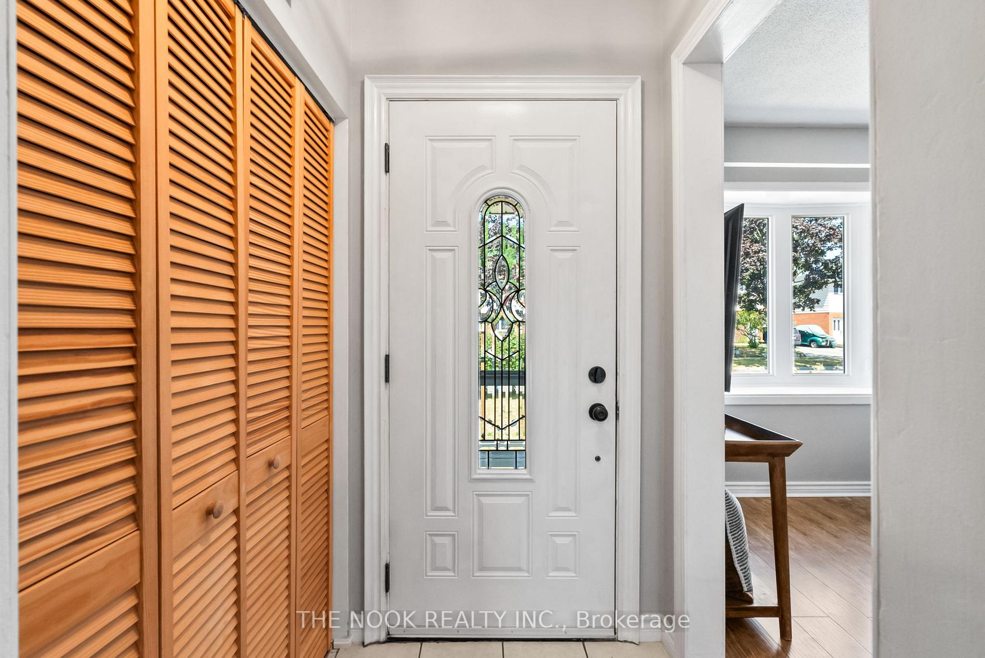 Photo 4 of 248 Kinmount Crescent, Oshawa, Lakeview — HOMEH