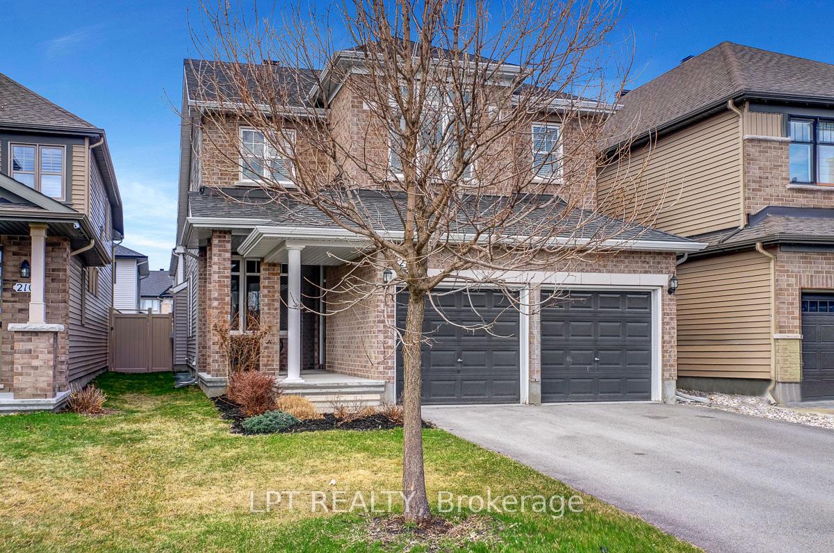 Photo 2 of 214 Shinleaf Crescent, Ottawa, Mer Bleue/Bradley Estates/Anderson Park — HOMEH