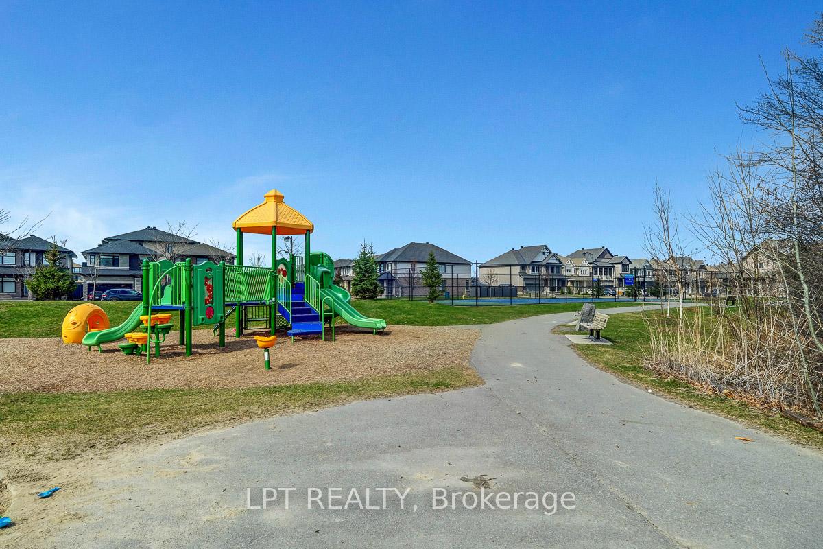 Photo 49 of 214 Shinleaf Crescent, Ottawa, Mer Bleue/Bradley Estates/Anderson Park — HOMEH