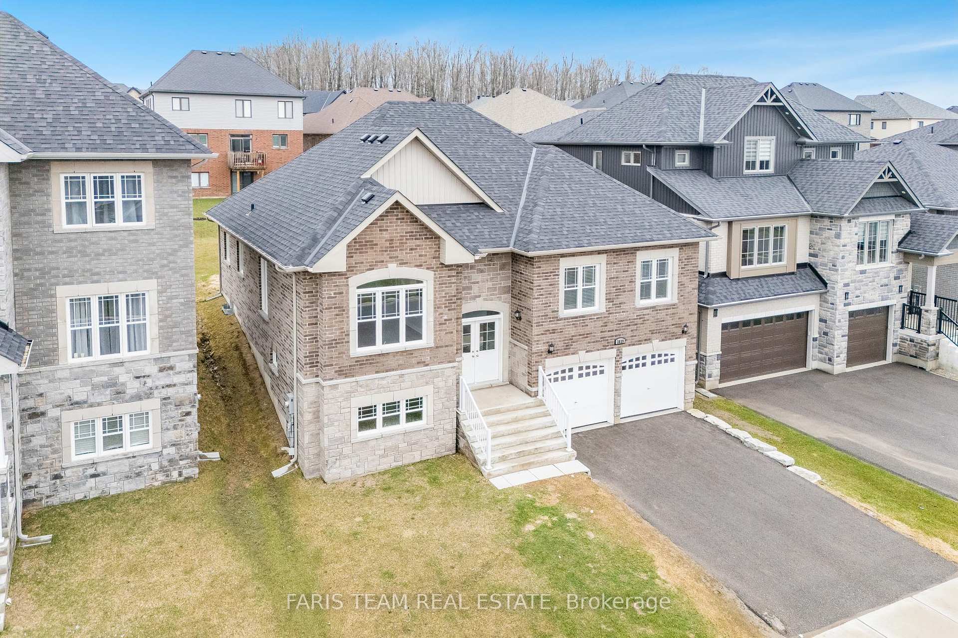 Photo 2 of 3039 Sierra Drive, Orillia — HOMEH