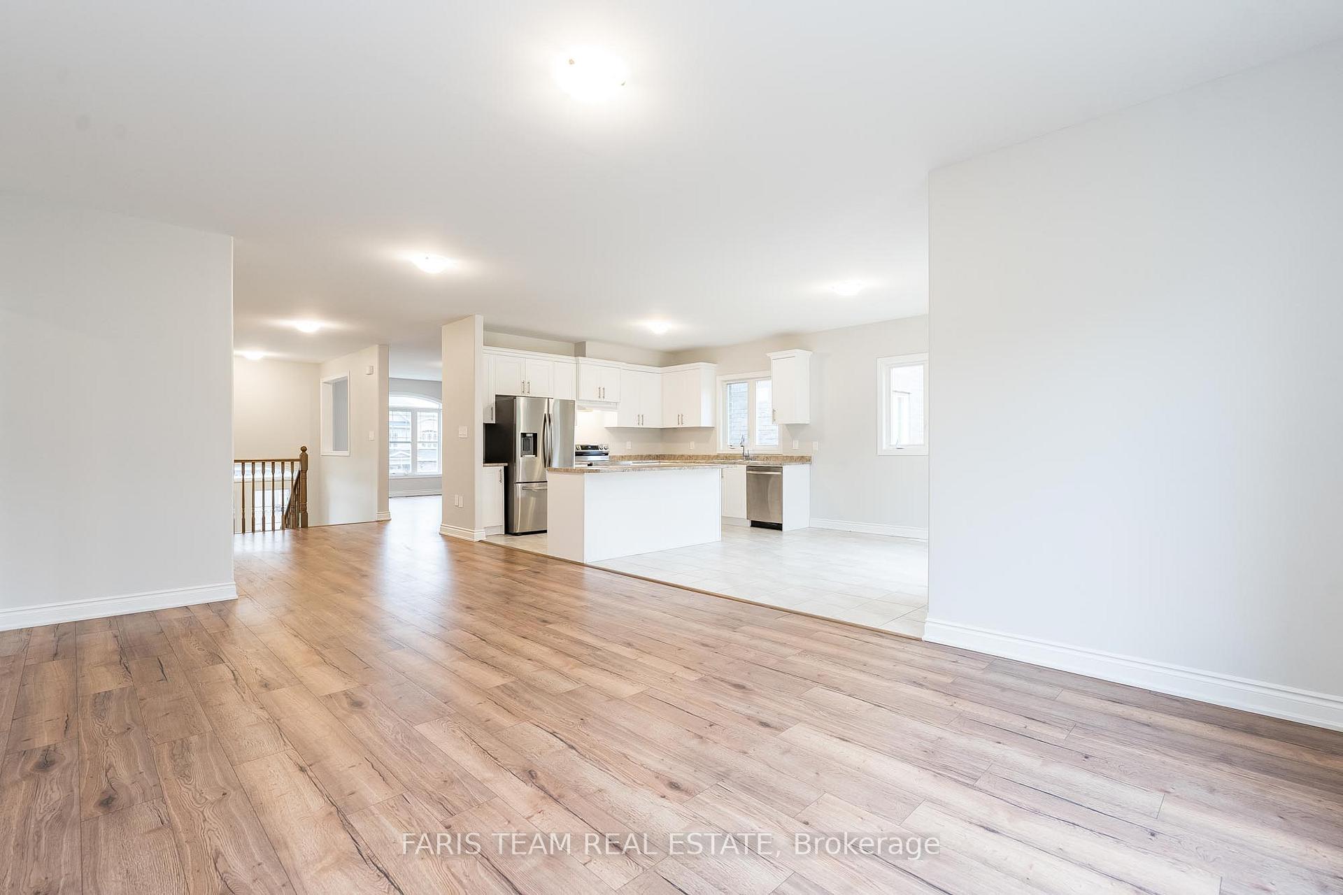 Photo 8 of 3039 Sierra Drive, Orillia — HOMEH