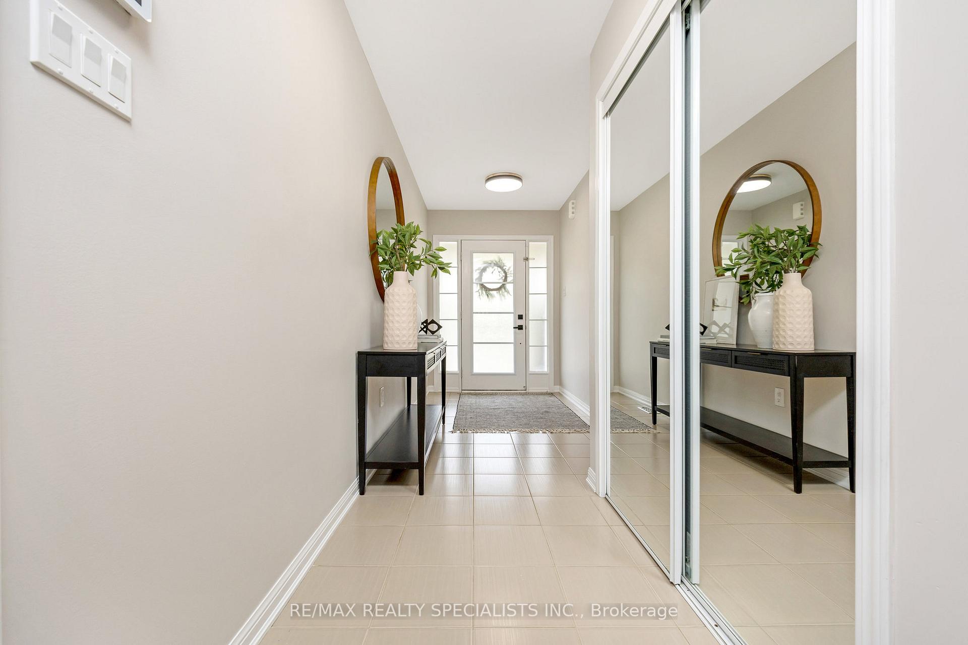 Photo 33 of 435 Zuest Crescent, Milton, Willmott — HOMEH