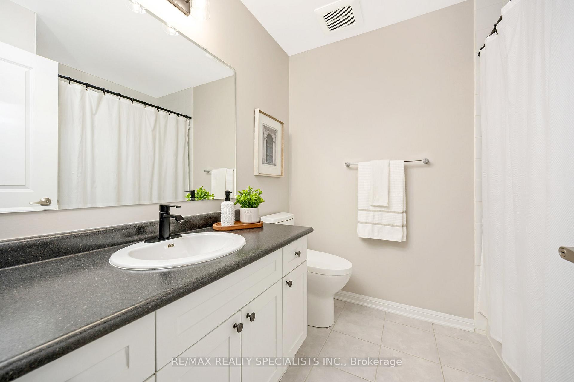 Photo 18 of 435 Zuest Crescent, Milton, Willmott — HOMEH
