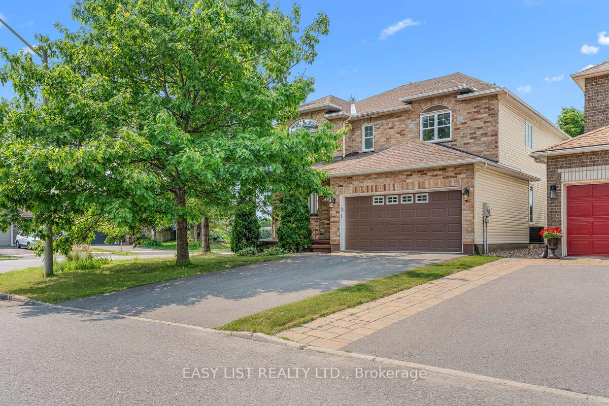 Photo 1 of 10 Birdseye Terrace, Ottawa, Springridge/East Village — HOMEH