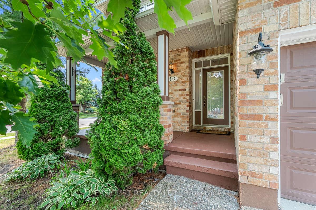 Photo 4 of 10 Birdseye Terrace, Ottawa, Springridge/East Village — HOMEH