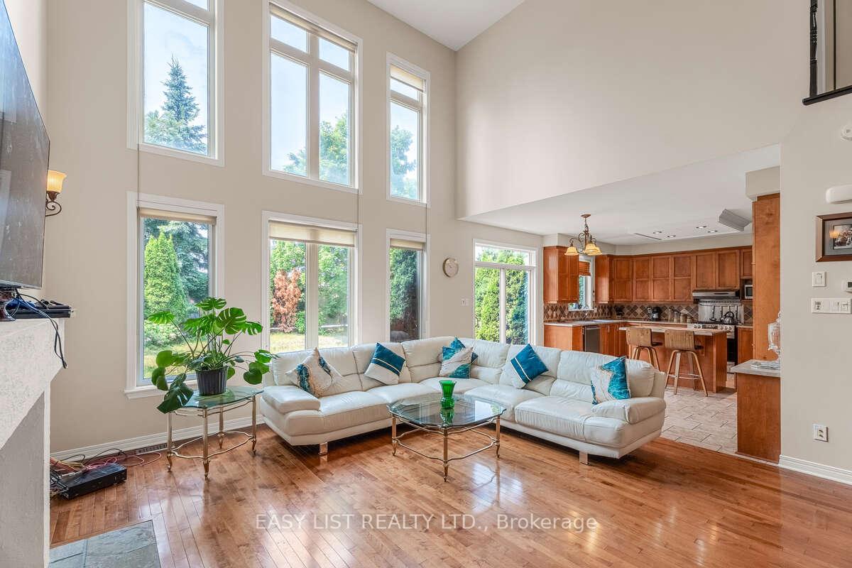 Photo 16 of 10 Birdseye Terrace, Ottawa, Springridge/East Village — HOMEH