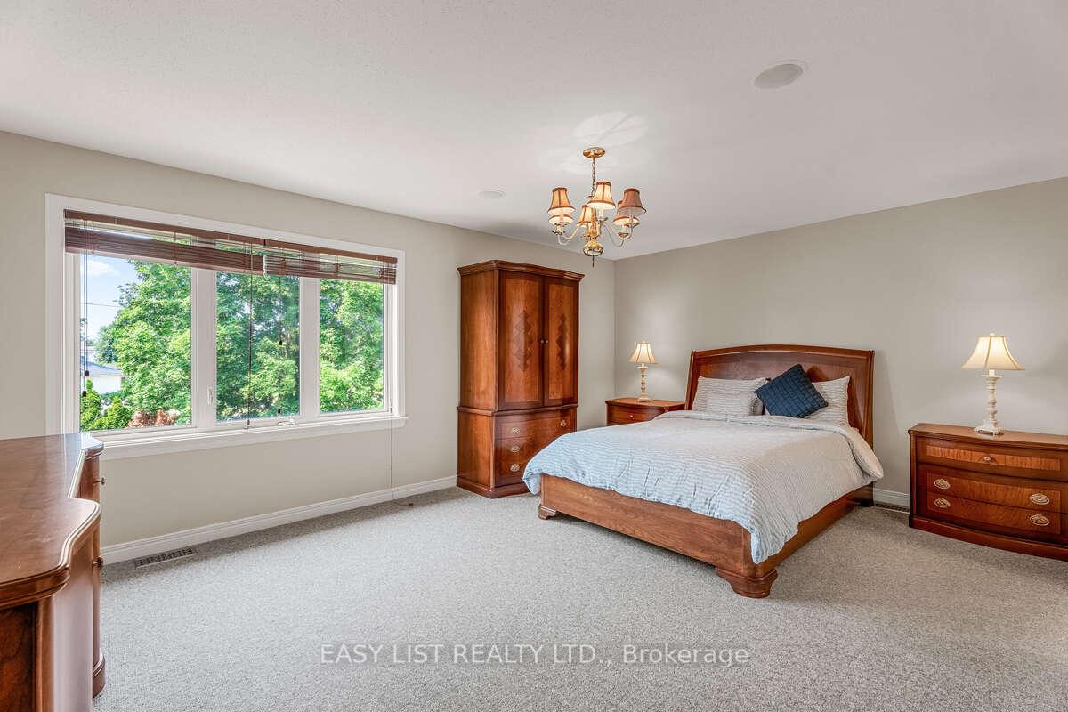 Photo 22 of 10 Birdseye Terrace, Ottawa, Springridge/East Village — HOMEH