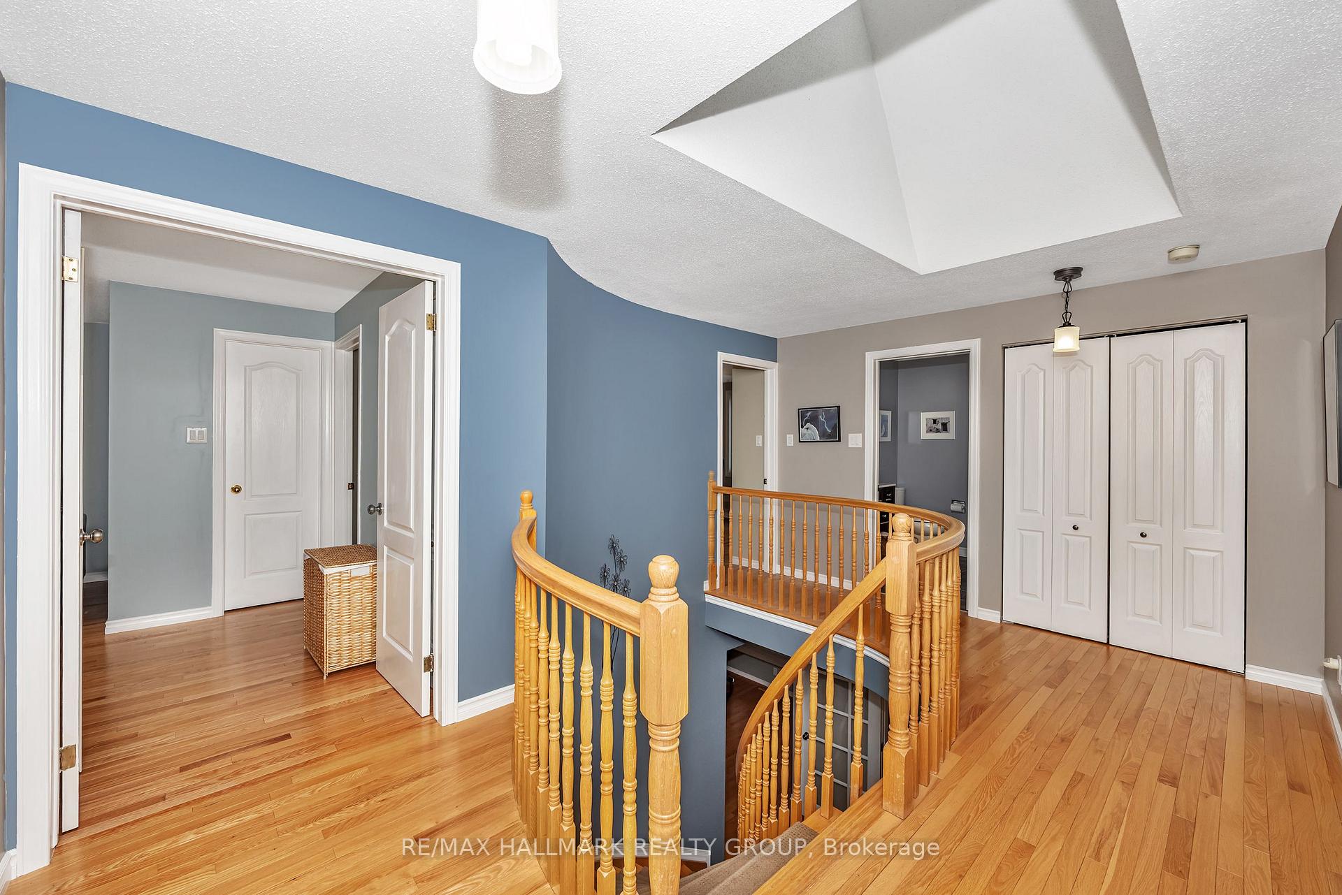 Photo 21 of 1814 Thornecrest Street, Ottawa, Chapel Hill — HOMEH