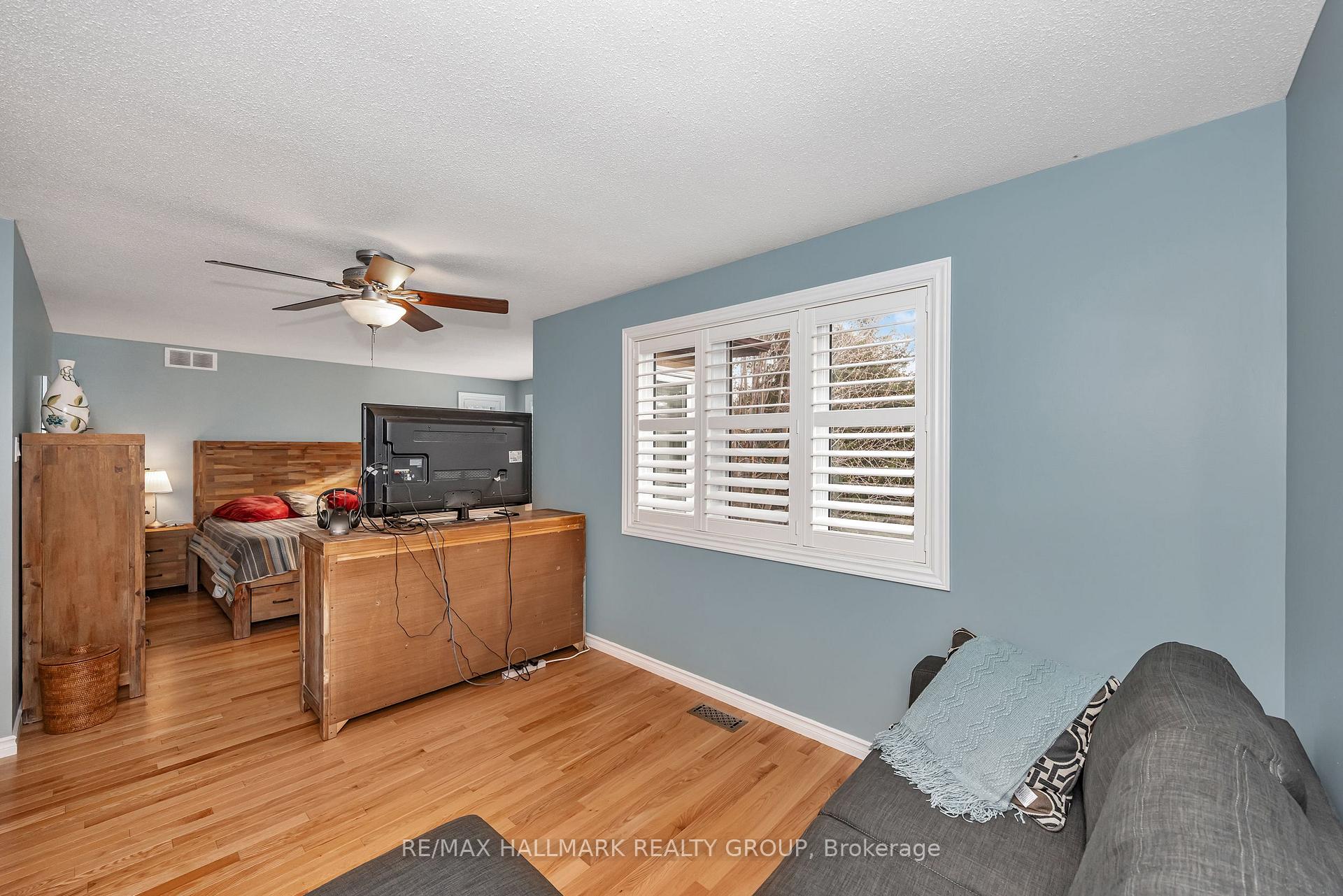 Photo 22 of 1814 Thornecrest Street, Ottawa, Chapel Hill — HOMEH