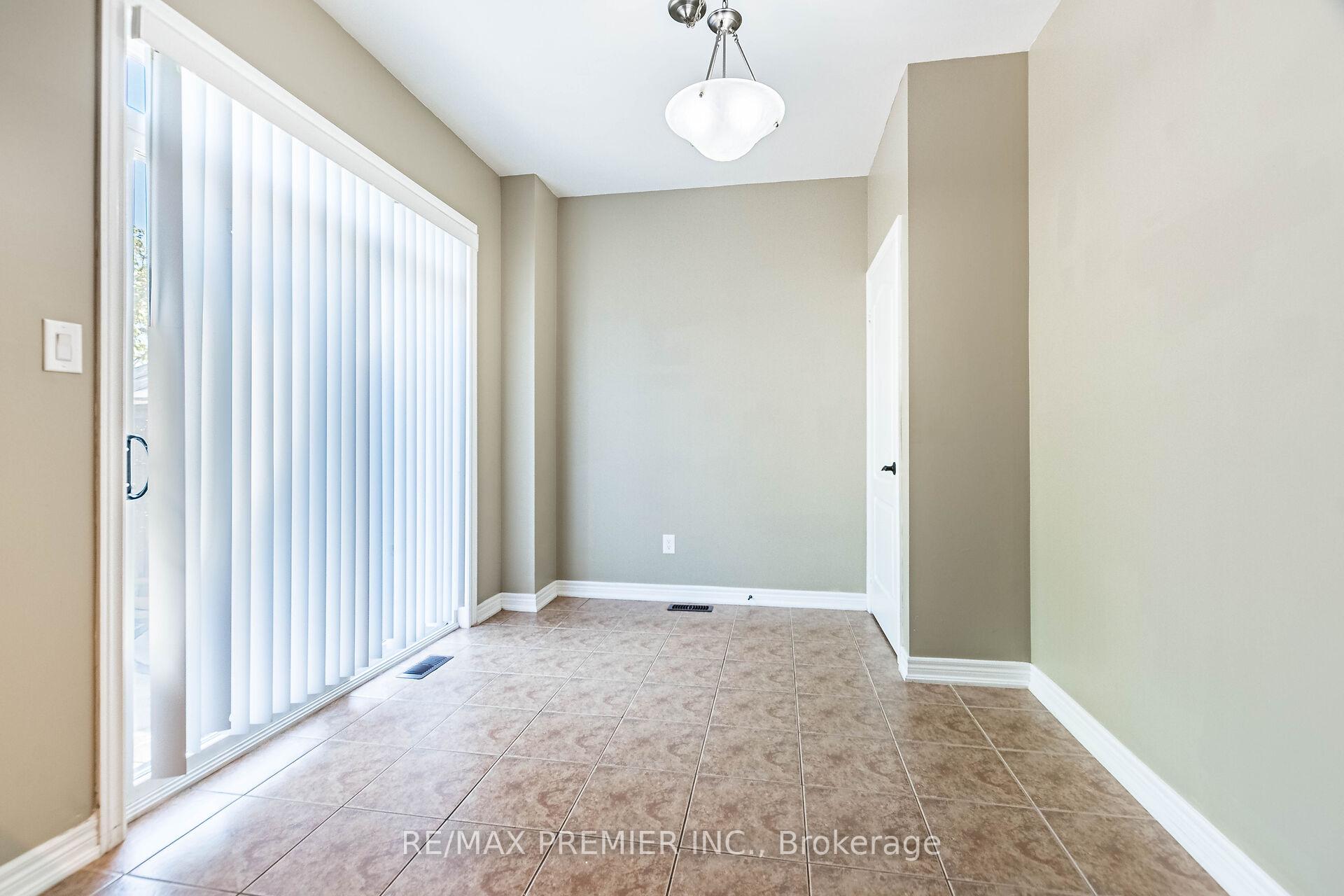 Photo 24 of 595 Grant Way, Milton, Scott — HOMEH