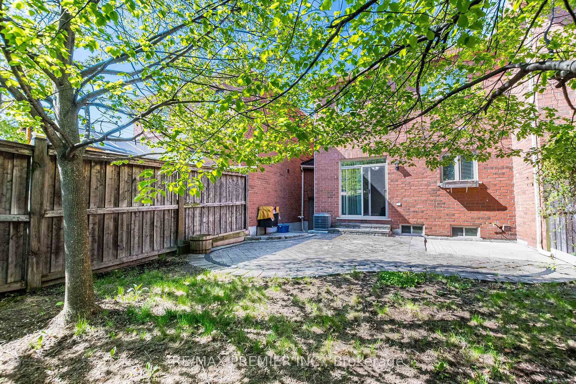 Photo 21 of 595 Grant Way, Milton, Scott — HOMEH