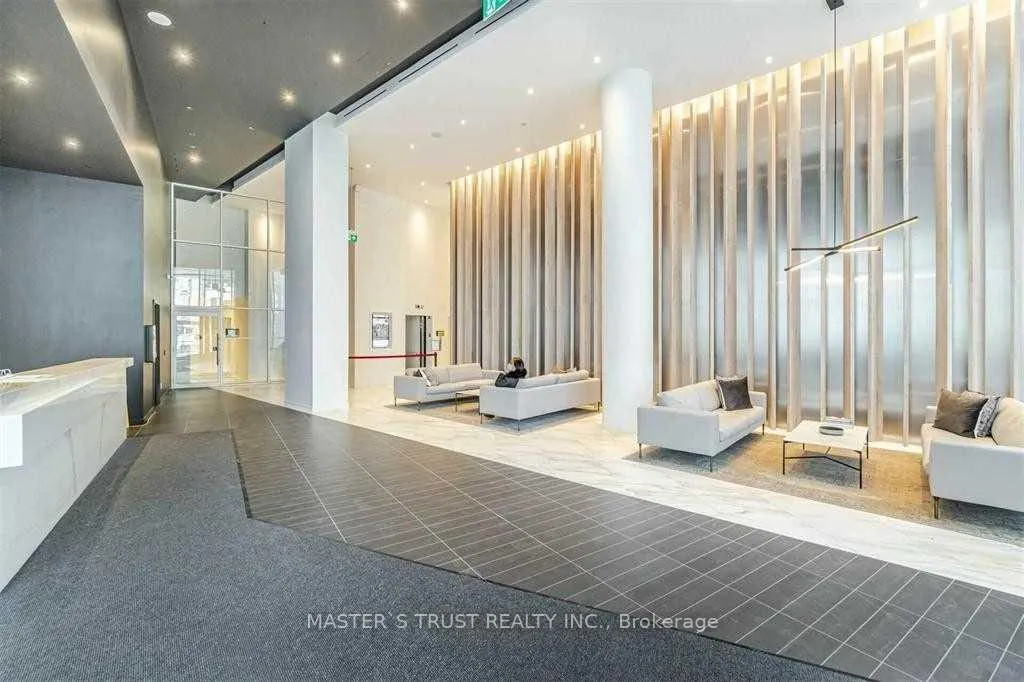 Photo 2 of Unit 2205, 3900 Confederation Parkway, Mississauga, City Centre — HOMEH