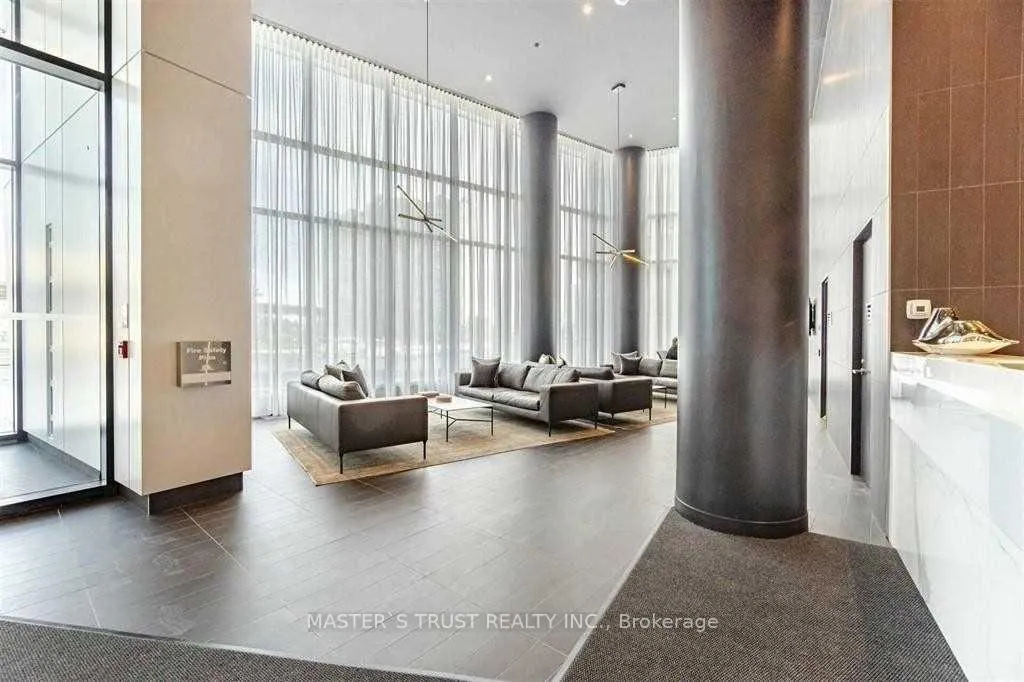 Photo 3 of Unit 2205, 3900 Confederation Parkway, Mississauga, City Centre — HOMEH