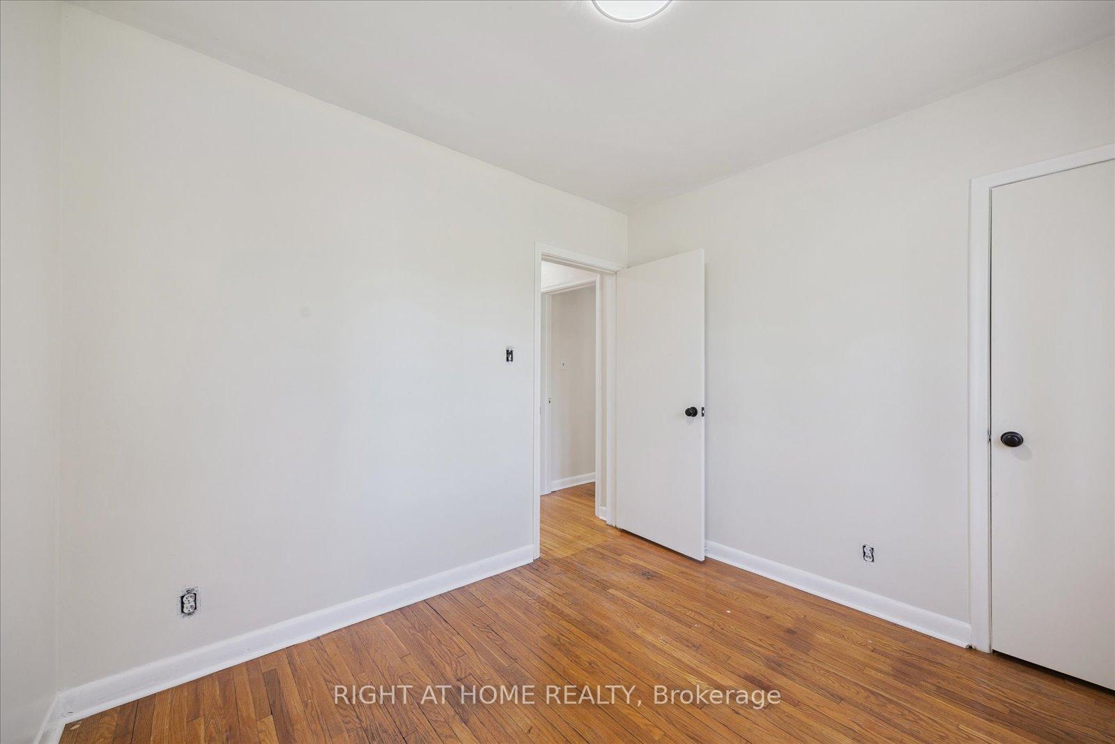 Photo 17 of 1328 Scugog Avenue, Oshawa, Lakeview — HOMEH