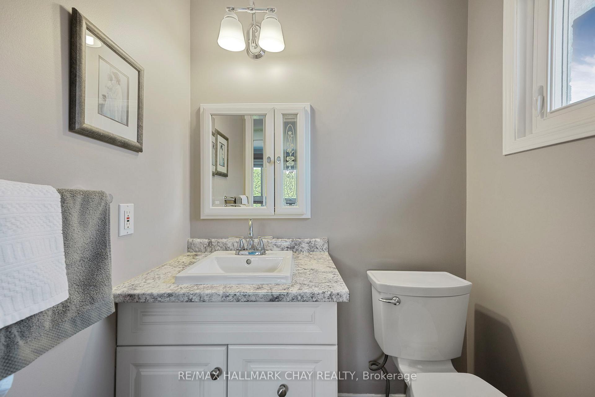 Photo 19 of 41 Carter Crescent, Orillia — HOMEH