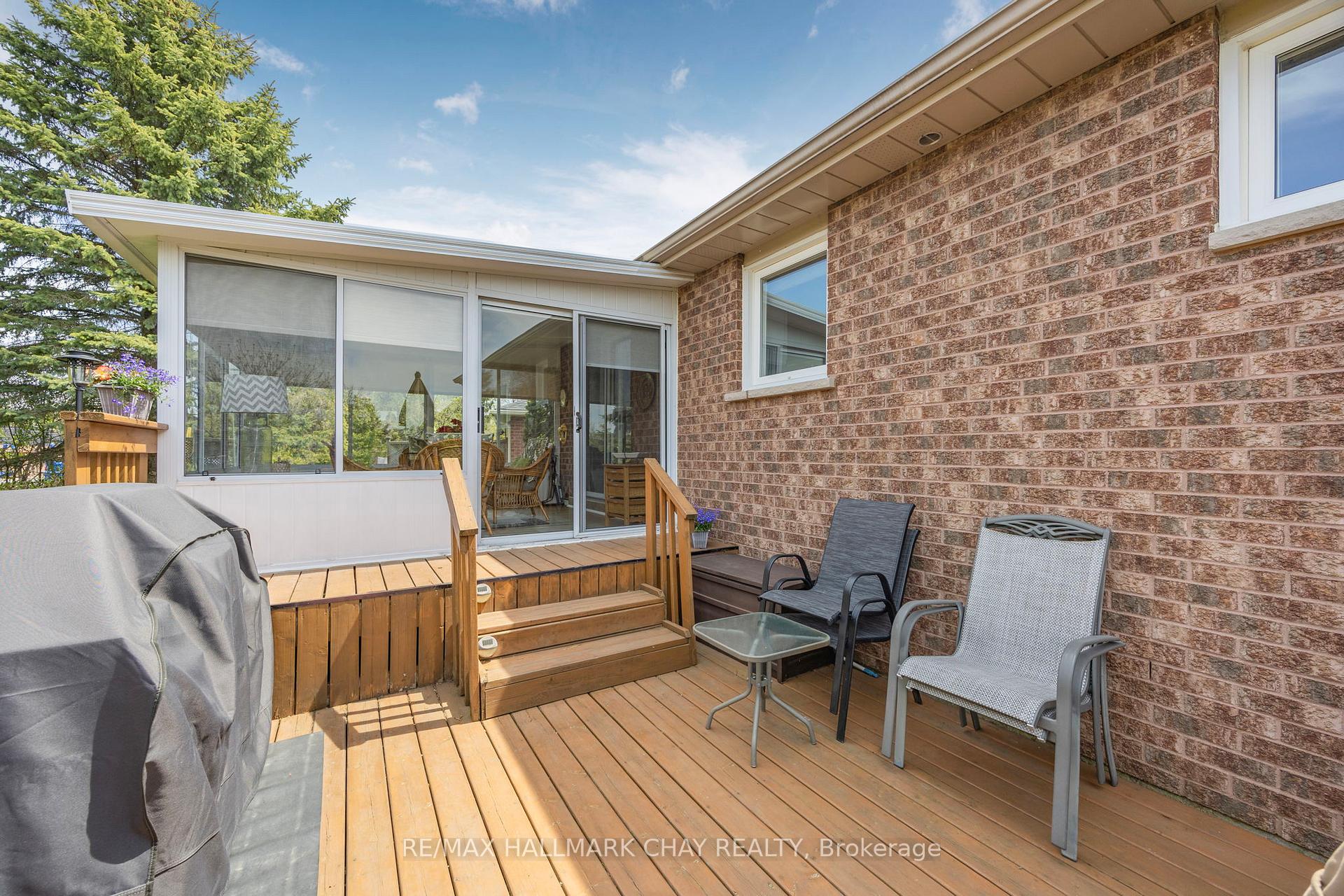 Photo 33 of 41 Carter Crescent, Orillia — HOMEH