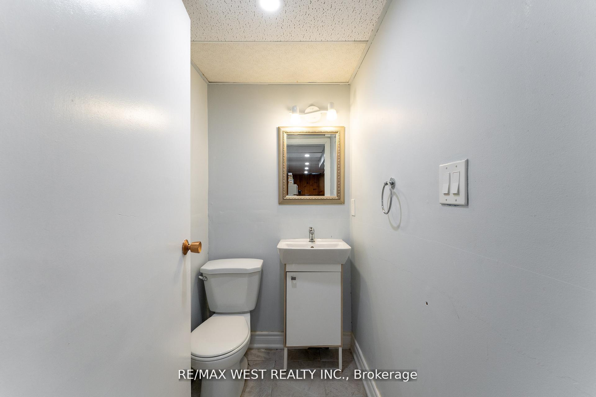 Photo 26 of 172 Lichen Crescent, Oshawa, McLaughlin — HOMEH