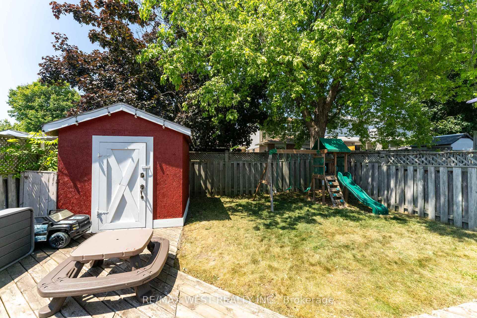 Photo 29 of 172 Lichen Crescent, Oshawa, McLaughlin — HOMEH