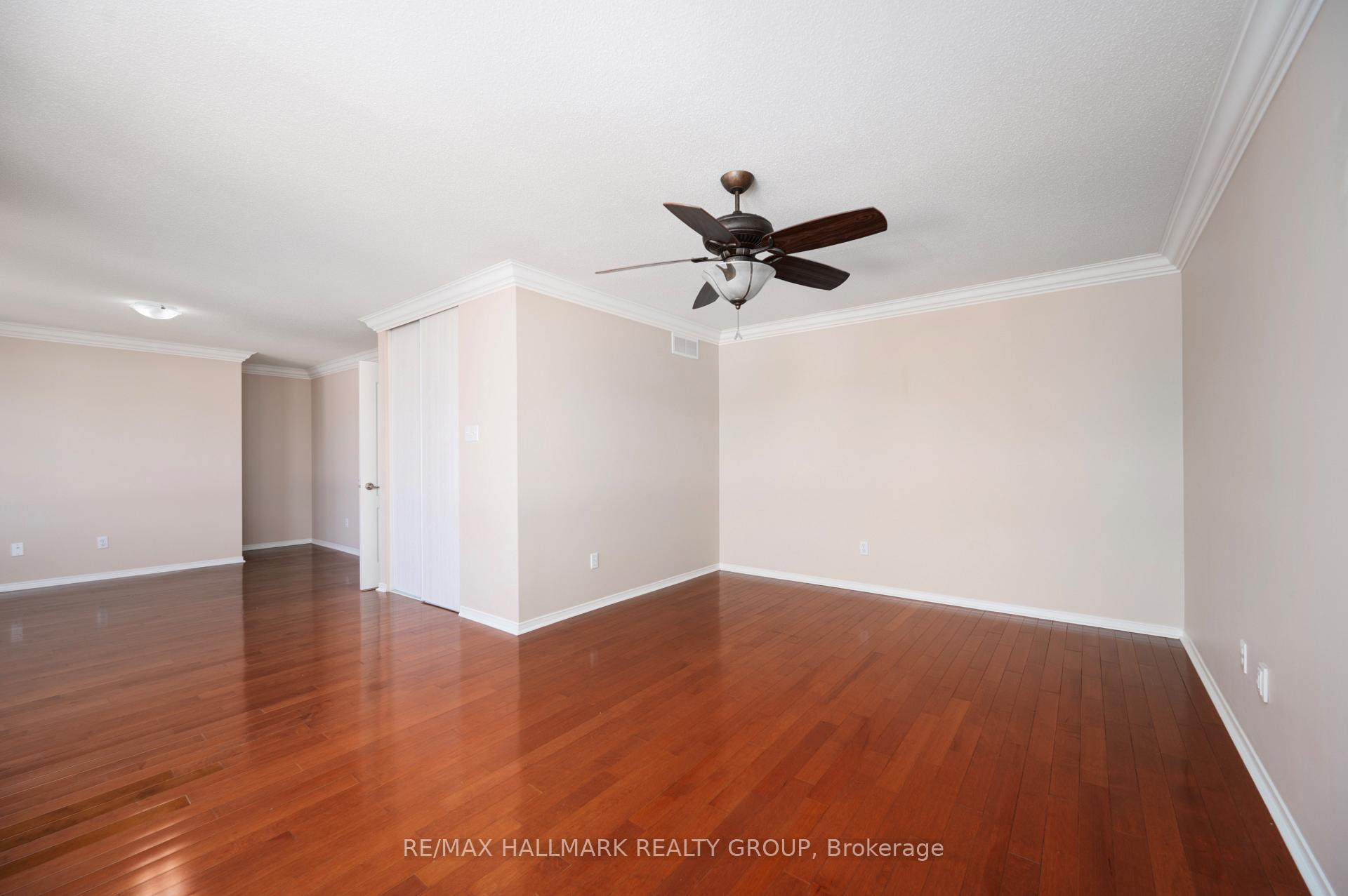 Photo 21 of 2031 Silver Pines Crescent, Ottawa, Chapel Hill South - Orleans Village — HOMEH