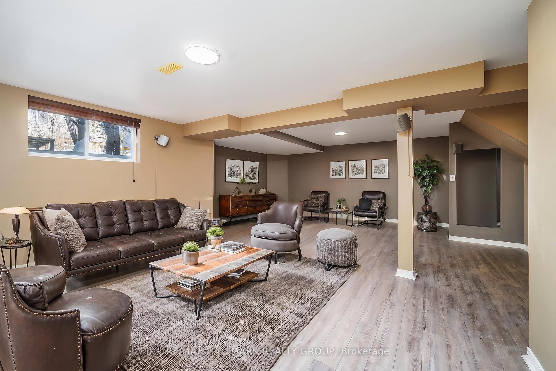 Photo 39 of 2031 Silver Pines Crescent, Ottawa, Chapel Hill South - Orleans Village — HOMEH
