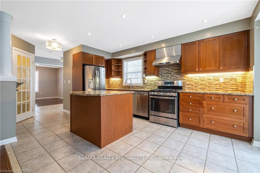 Photo 11 of Unit Upper, 516 Kearns Drive, Milton, Clarke — HOMEH