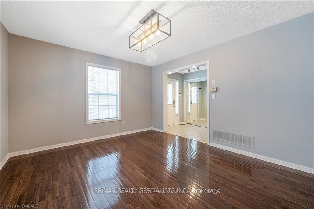 Photo 14 of Unit Upper, 516 Kearns Drive, Milton, Clarke — HOMEH