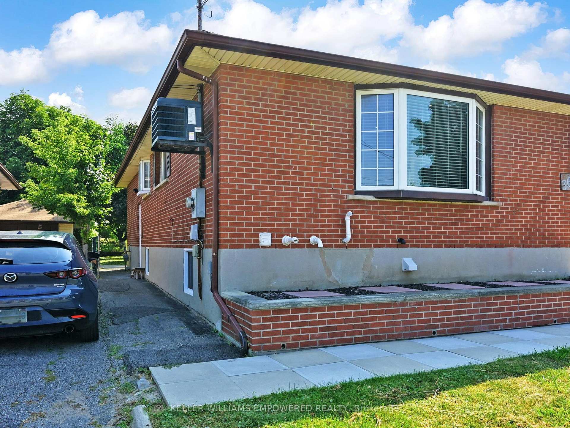 Photo 26 of 361 Windsor Street, Oshawa, Donevan — HOMEH