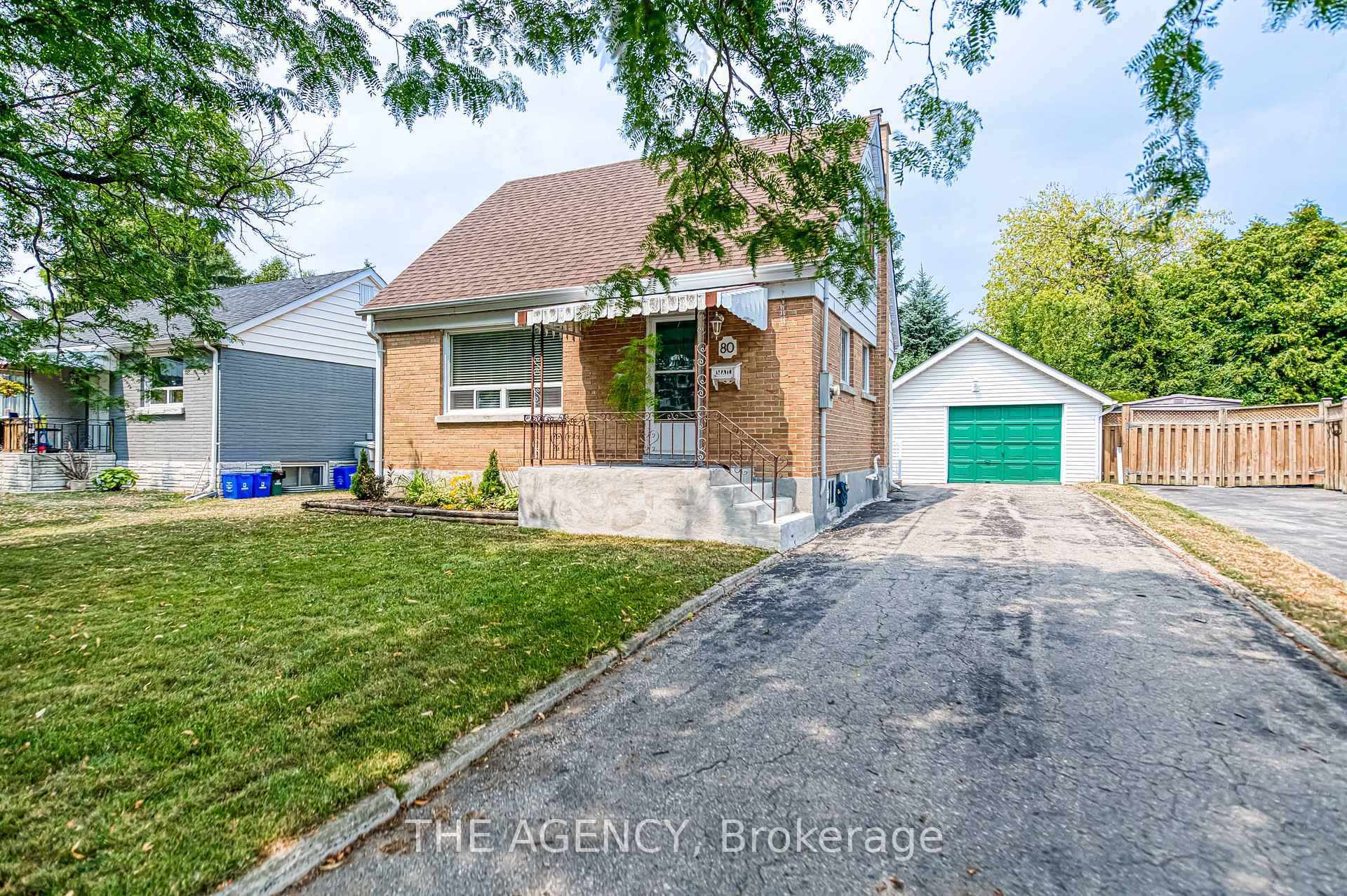 Photo 3 of 80 Kawartha Avenue, Oshawa, Lakeview — HOMEH