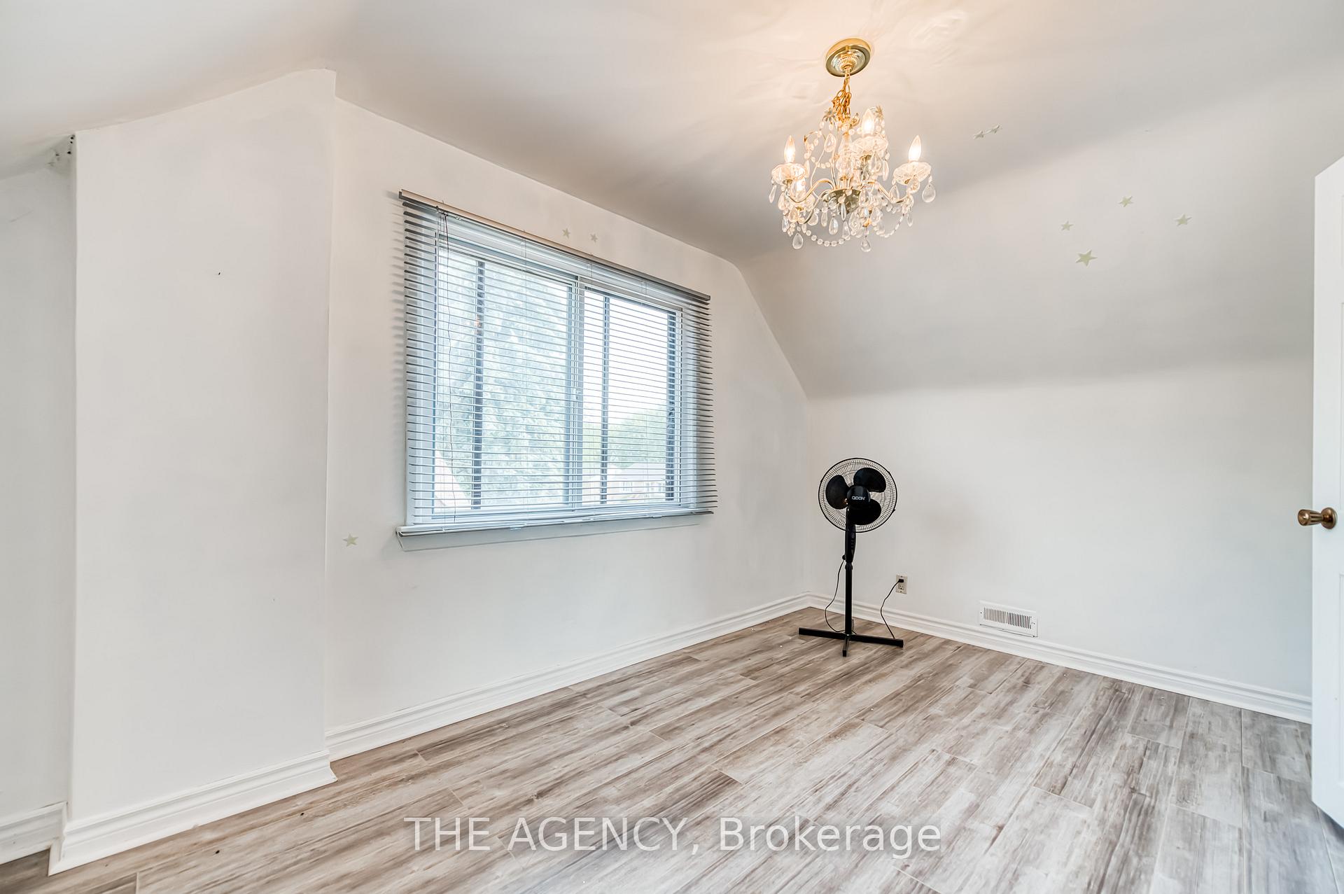 Photo 25 of 80 Kawartha Avenue, Oshawa, Lakeview — HOMEH