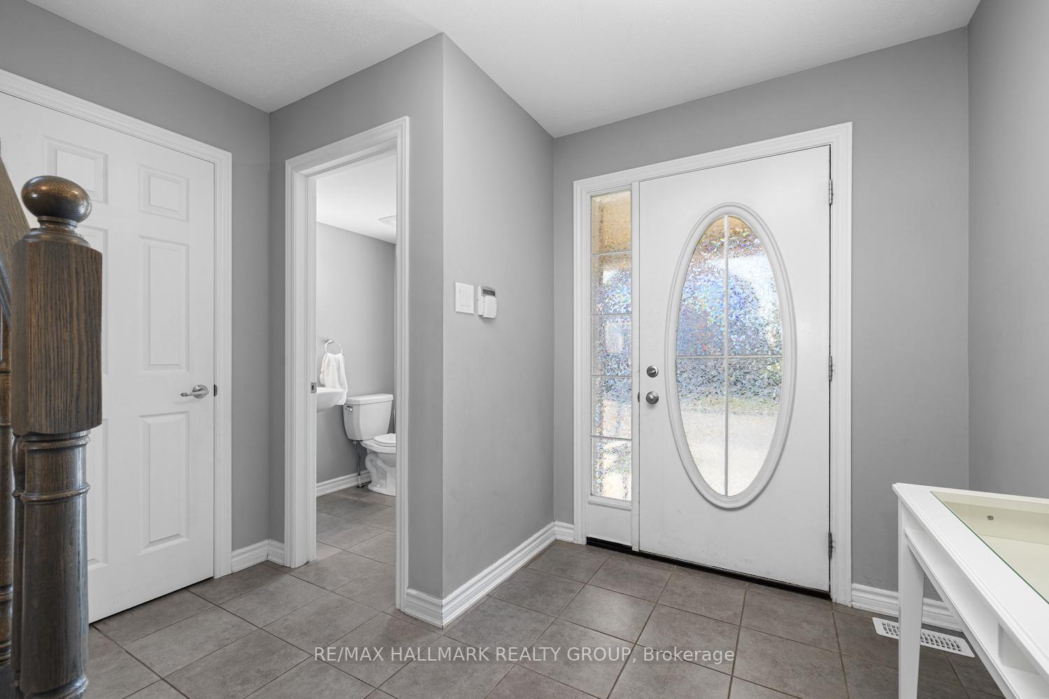 Photo 3 of 514 Arum Terrace, Ottawa, Avalon West — HOMEH