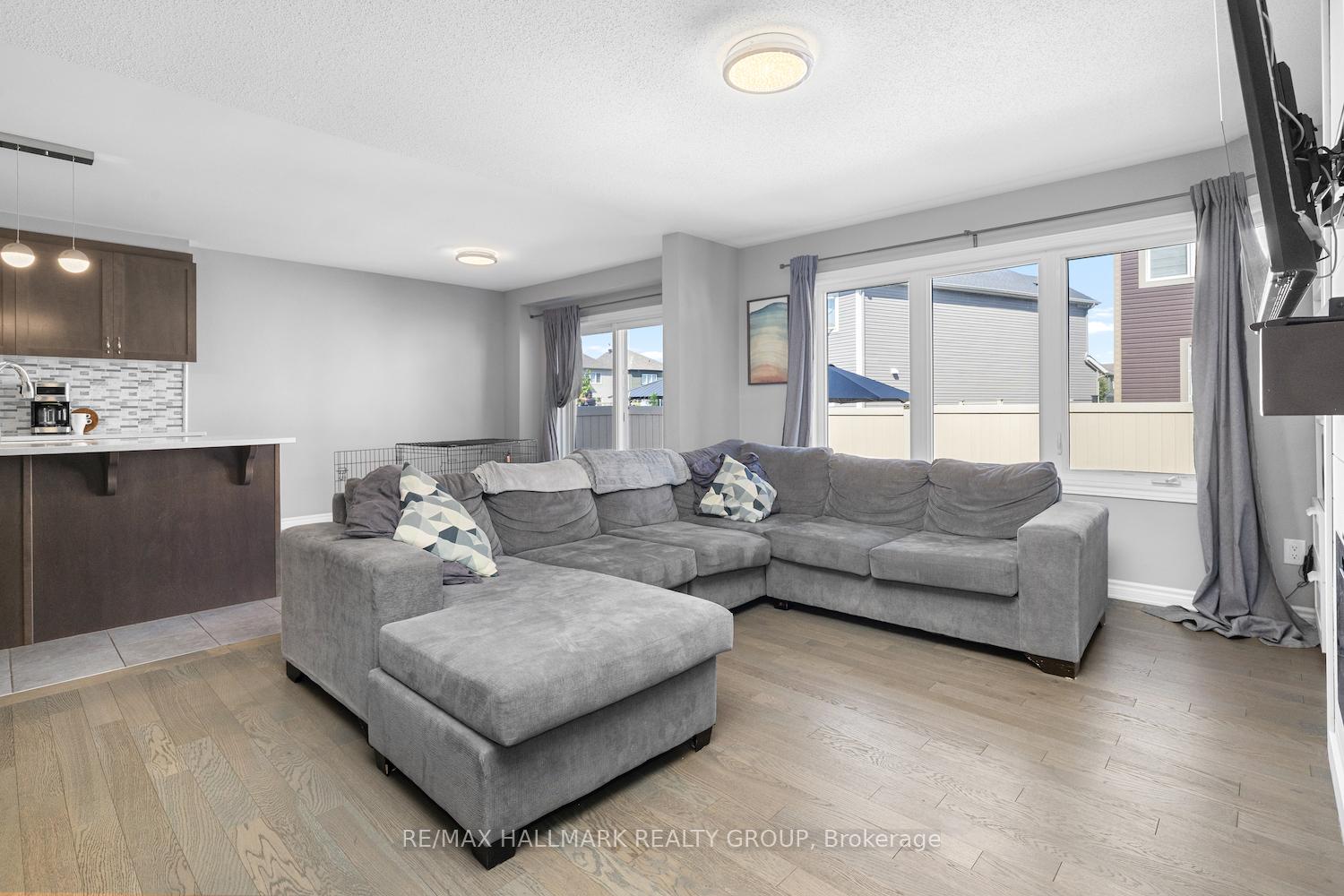 Photo 9 of 514 Arum Terrace, Ottawa, Avalon West — HOMEH
