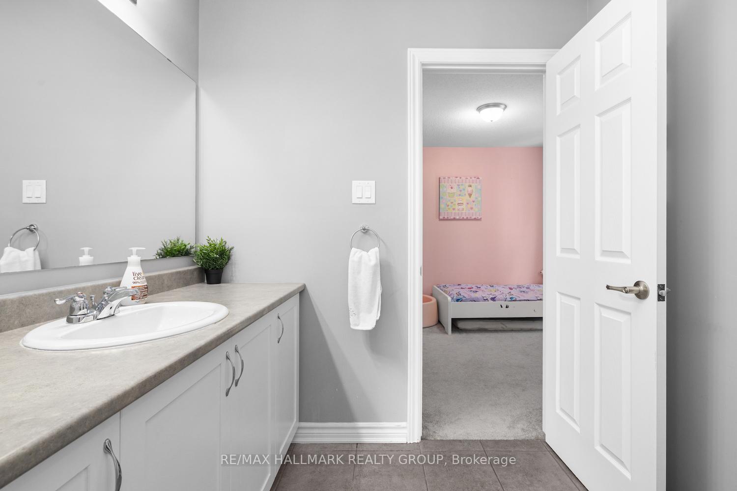 Photo 23 of 514 Arum Terrace, Ottawa, Avalon West — HOMEH