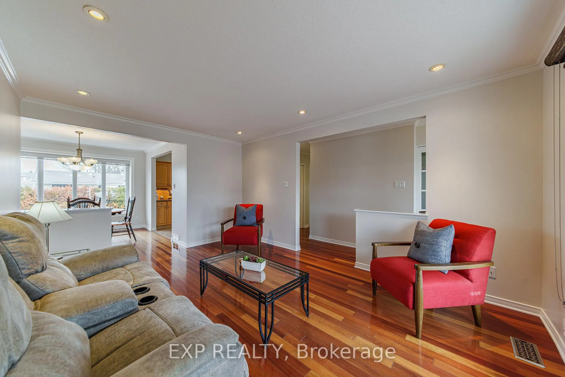 Photo 9 of 1381 Pebble Road, Ottawa, South Keys — HOMEH