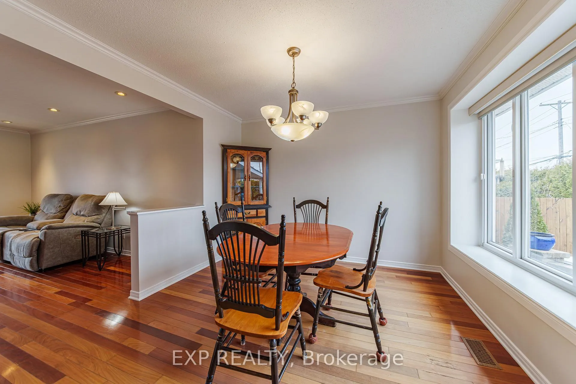 Photo 11 of 1381 Pebble Road, Ottawa, South Keys — HOMEH