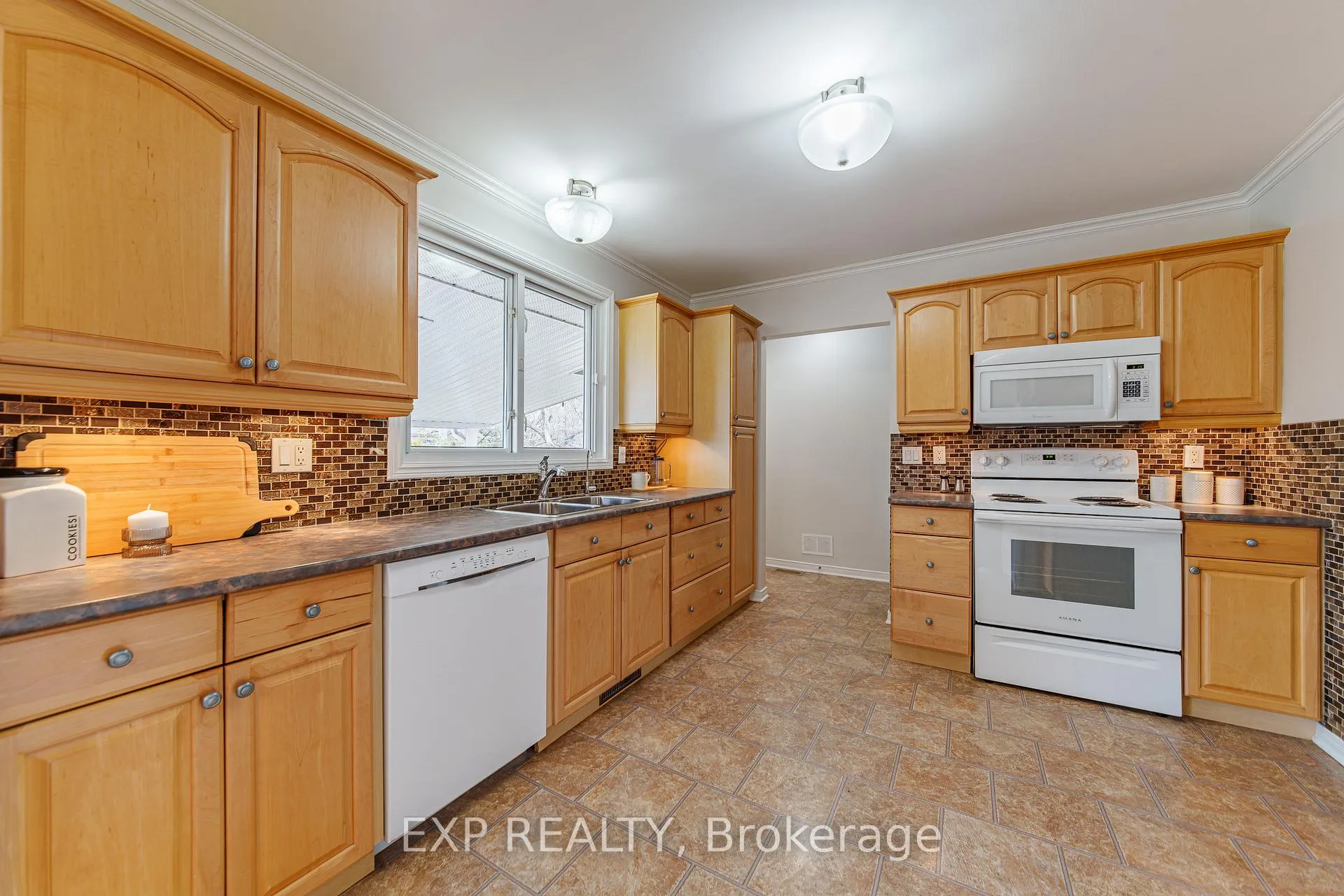 Photo 15 of 1381 Pebble Road, Ottawa, South Keys — HOMEH