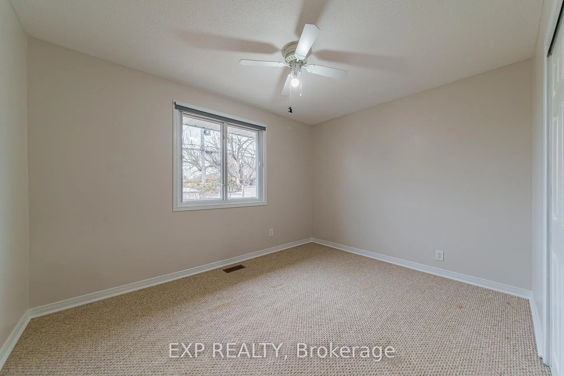 Photo 22 of 1381 Pebble Road, Ottawa, South Keys — HOMEH
