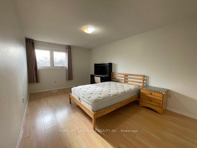 Photo 7 of Unit Upper, 107 Upton Crescent, Markham, Milliken Mills West — HOMEH
