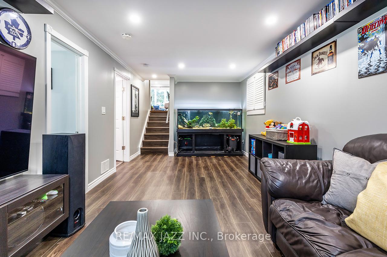 Photo 31 of 657 Dorchester Drive, Oshawa, Vanier — HOMEH