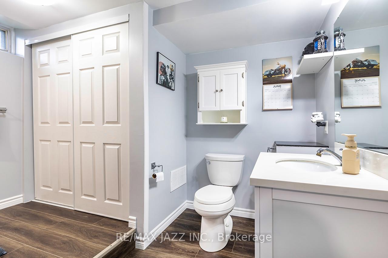 Photo 32 of 657 Dorchester Drive, Oshawa, Vanier — HOMEH