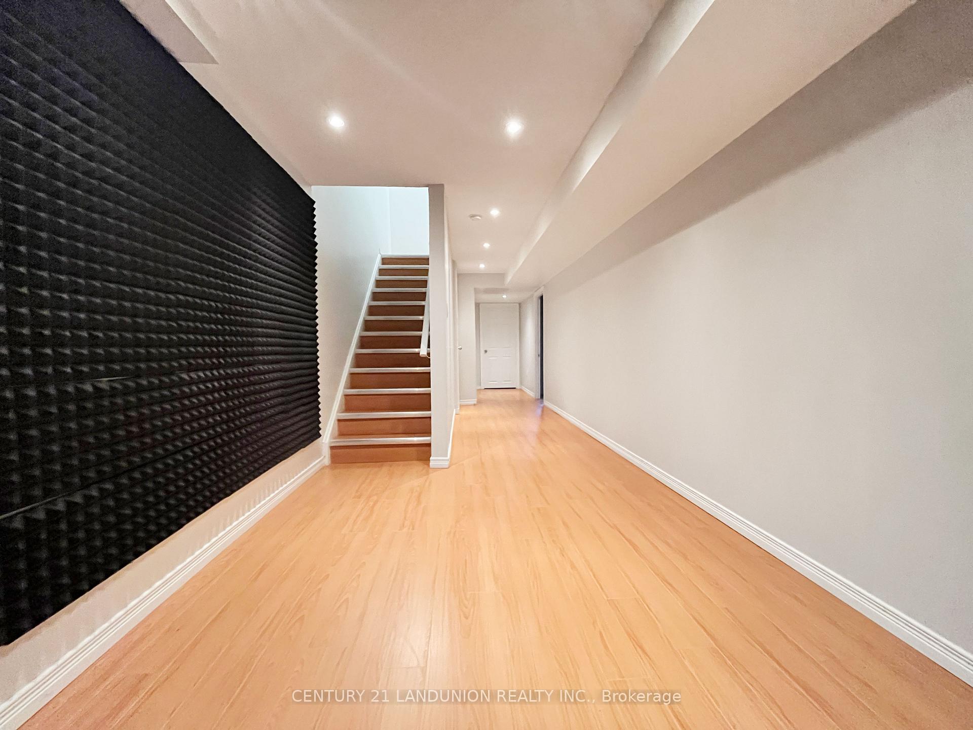 Photo 14 of 62 Zio Carlo Drive, Markham, Village Green-South Unionville — HOMEH