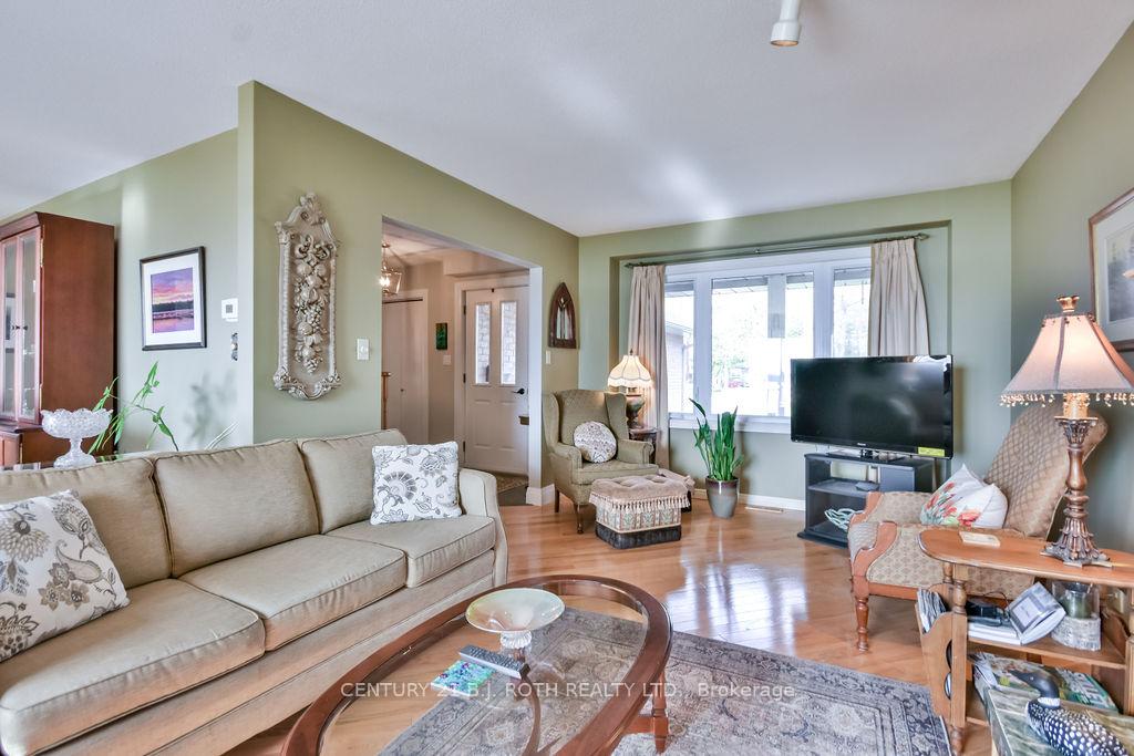 Photo 15 of 719 Broadview Avenue, Orillia — HOMEH