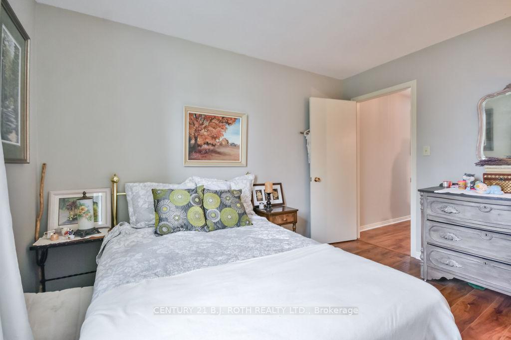 Photo 19 of 719 Broadview Avenue, Orillia — HOMEH