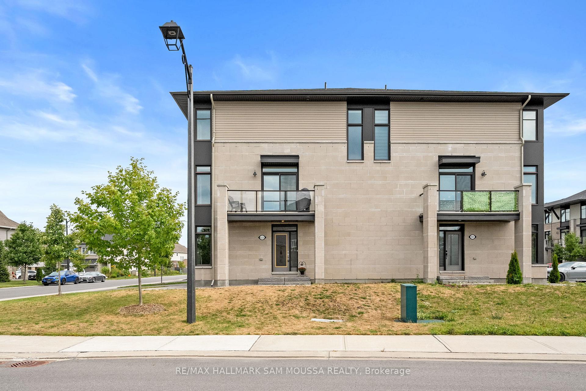 Photo 4 of 625 Cartographe Street, Ottawa, Camelot — HOMEH