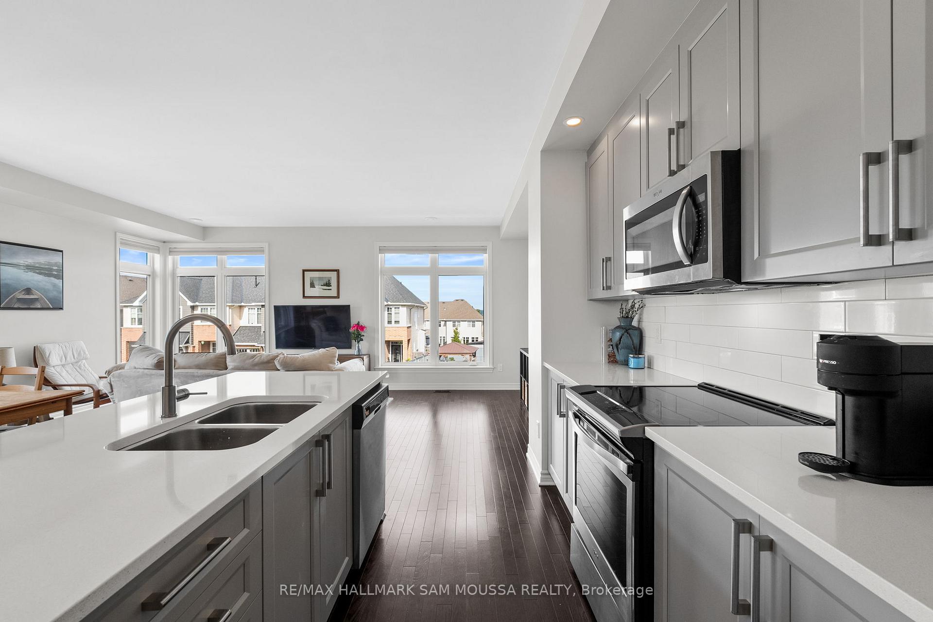 Photo 17 of 625 Cartographe Street, Ottawa, Camelot — HOMEH