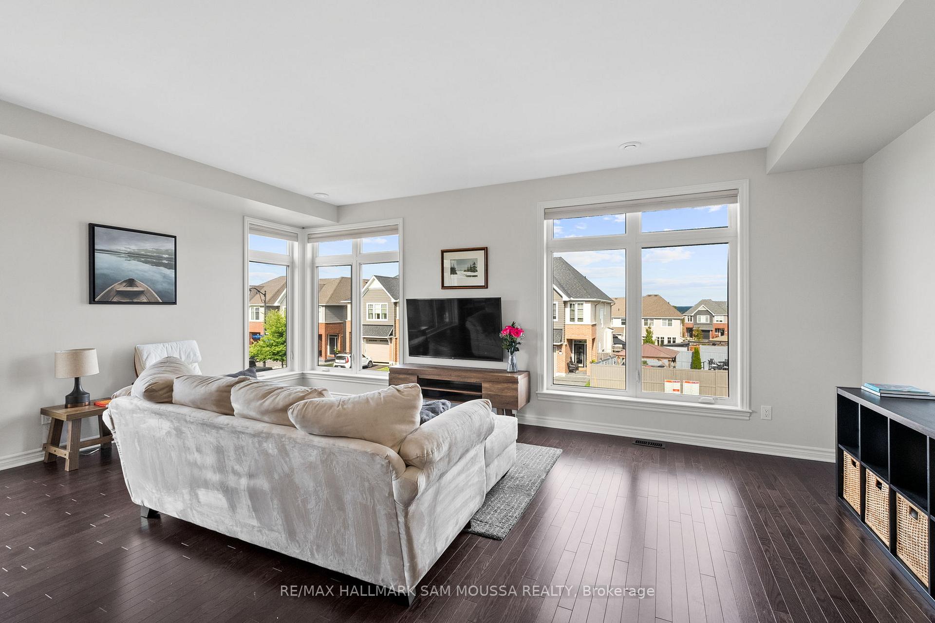 Photo 18 of 625 Cartographe Street, Ottawa, Camelot — HOMEH