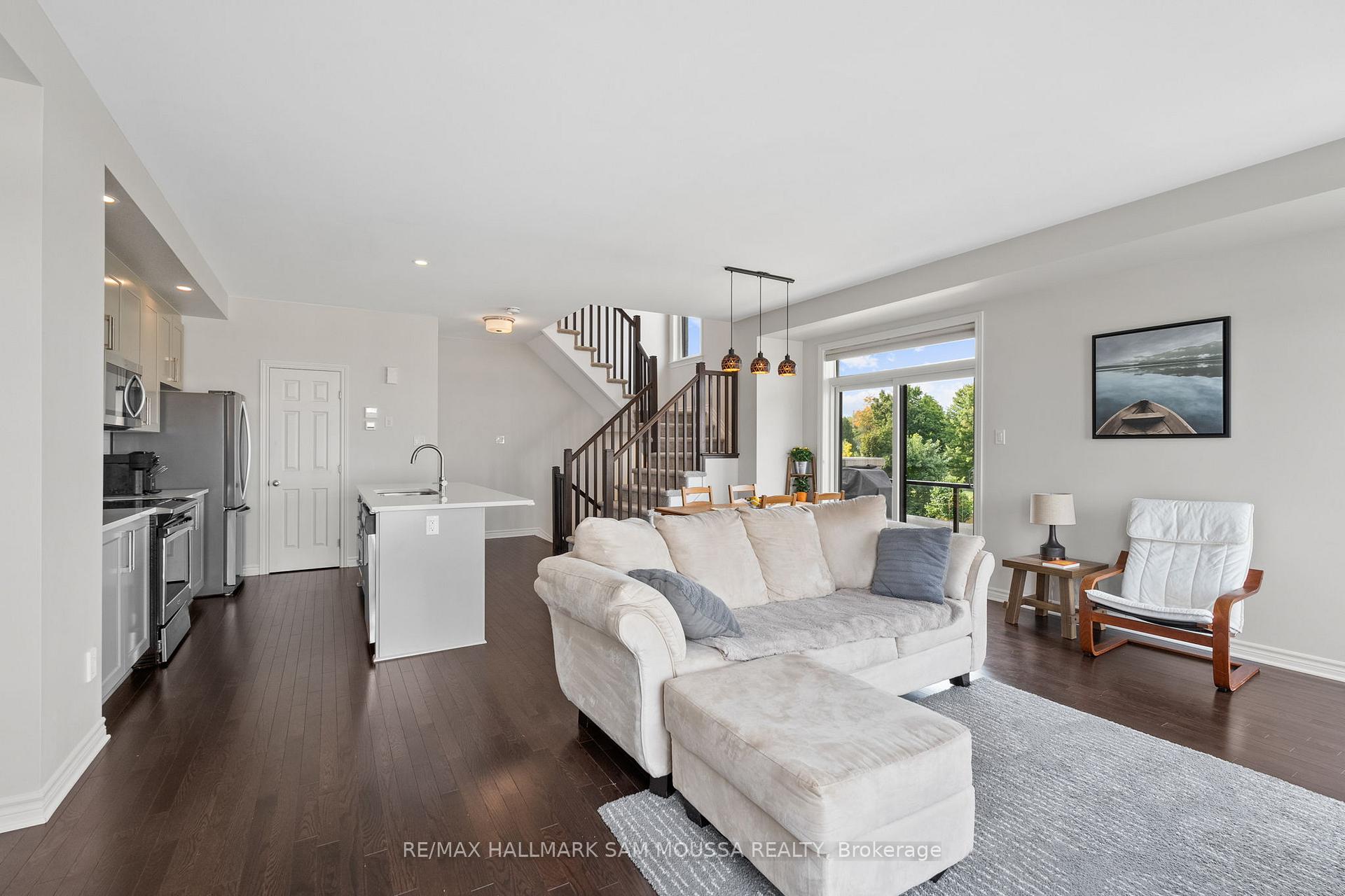 Photo 21 of 625 Cartographe Street, Ottawa, Camelot — HOMEH